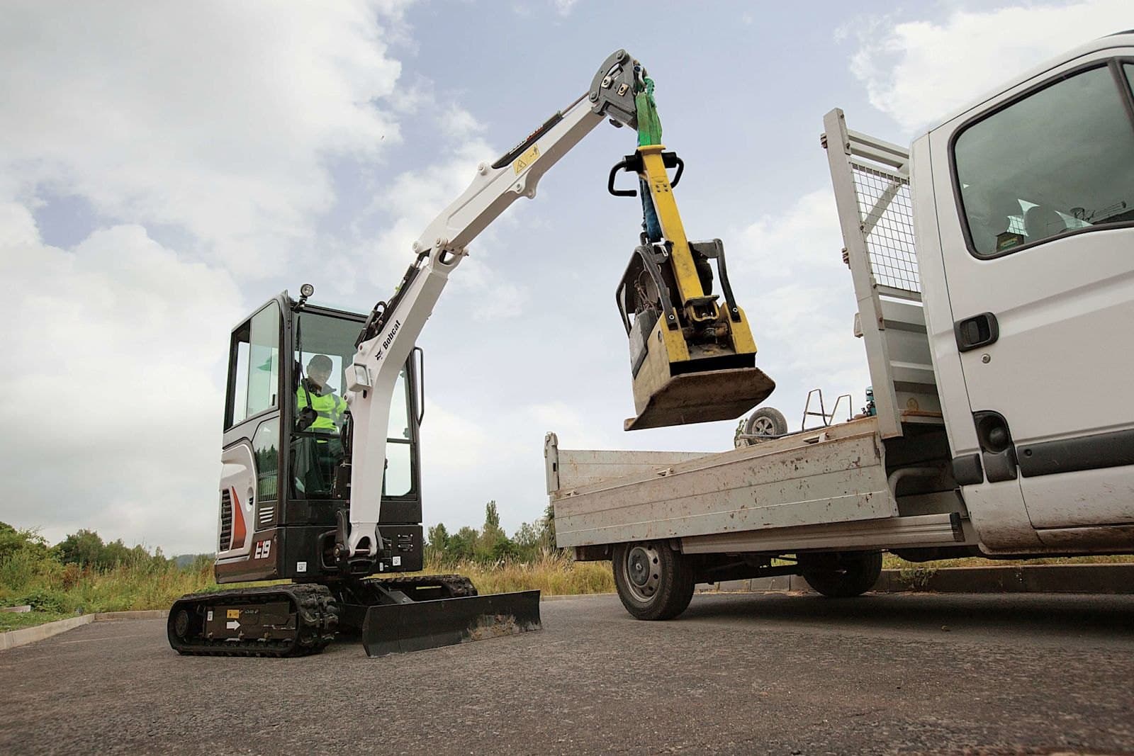 Bobcat E19 — Miniexcavadoras