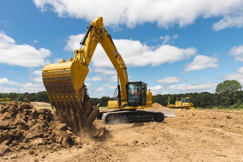 Caterpillar 320 — Excavadoras medianas