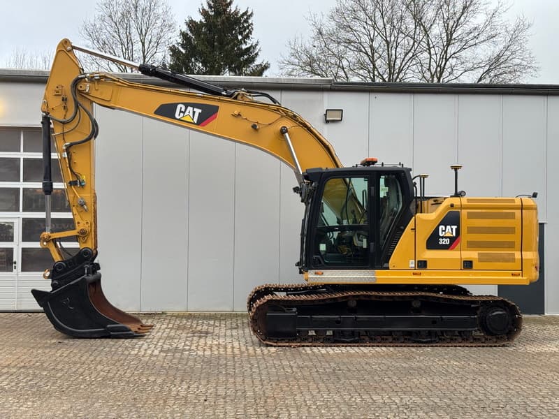 Caterpillar 320