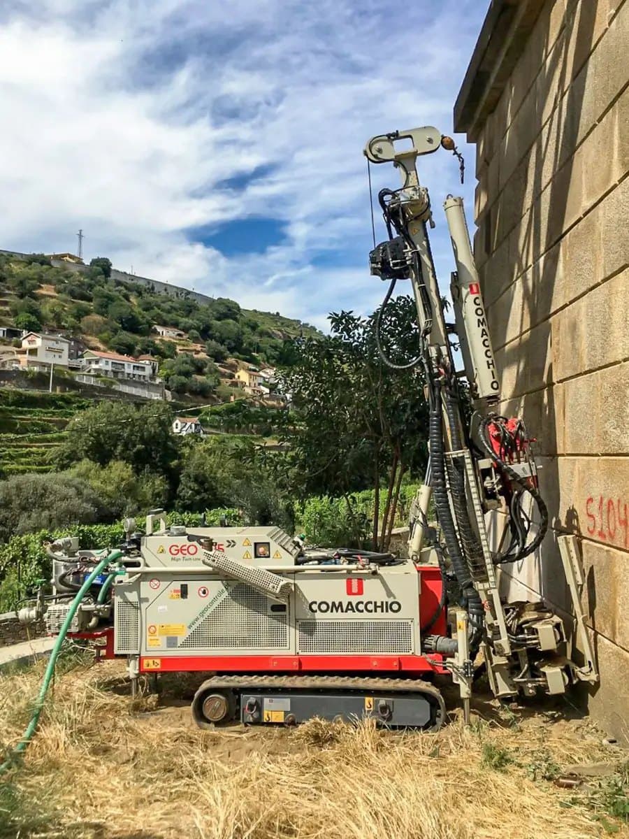 Comacchio GEO 205 — Micropilotadoras