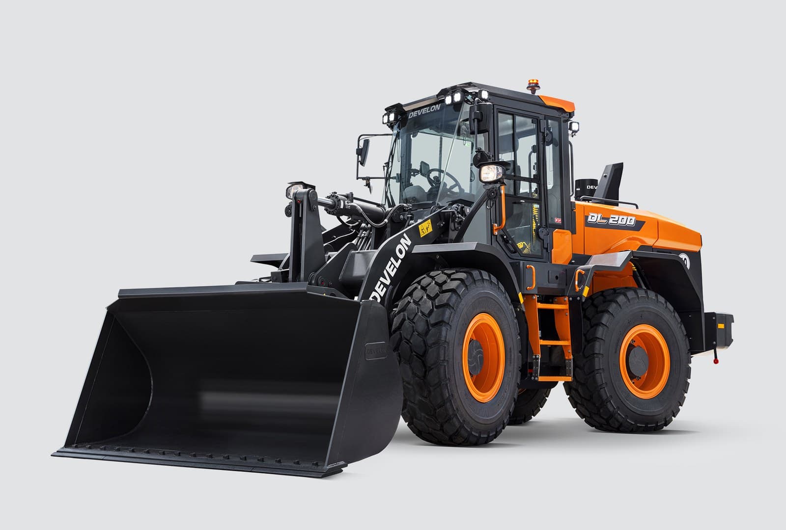 Develon DL200-7 — Palas cargadoras