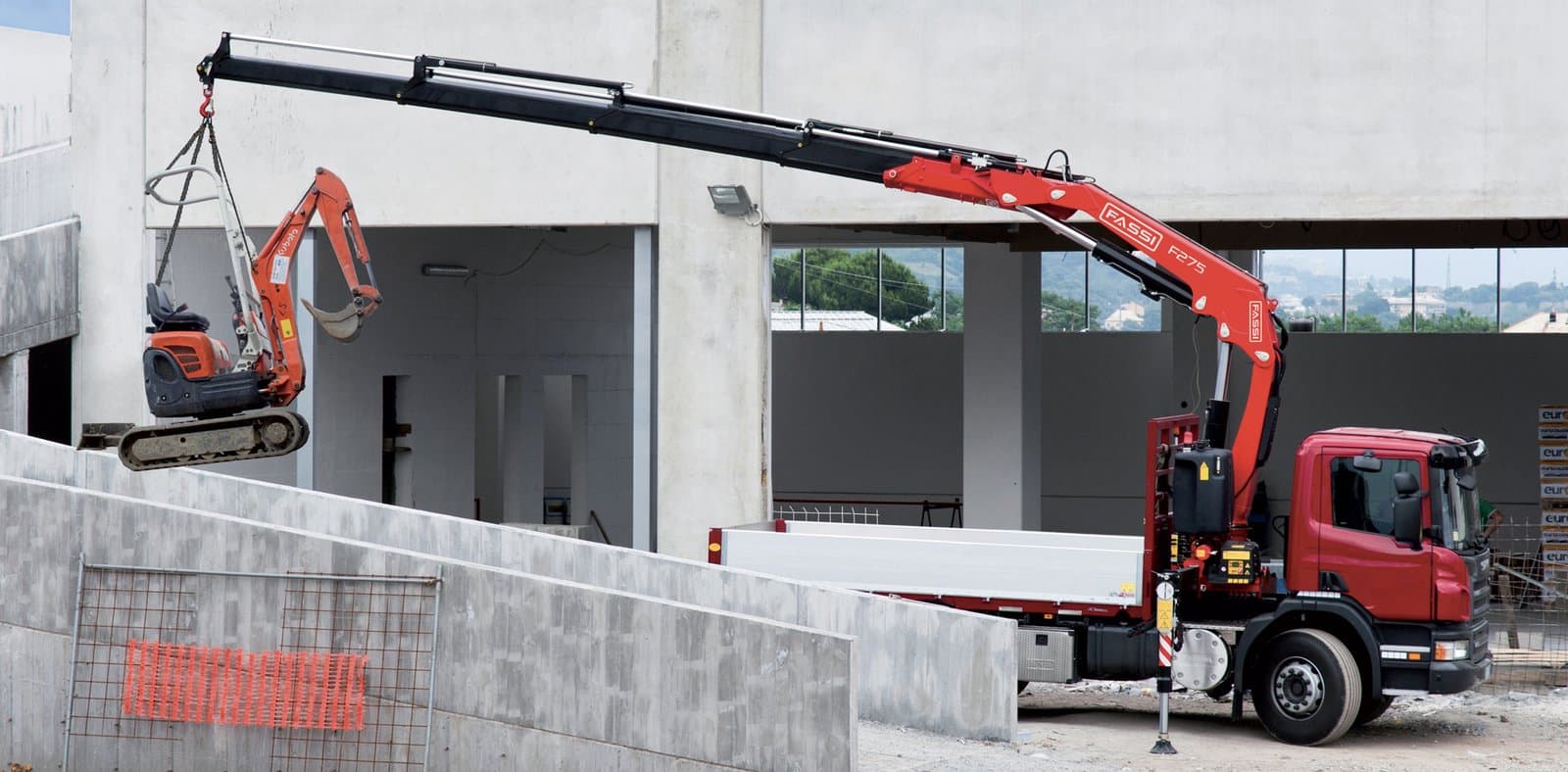 Fassi F275A e-active — Grúas autocargantes de Fassi