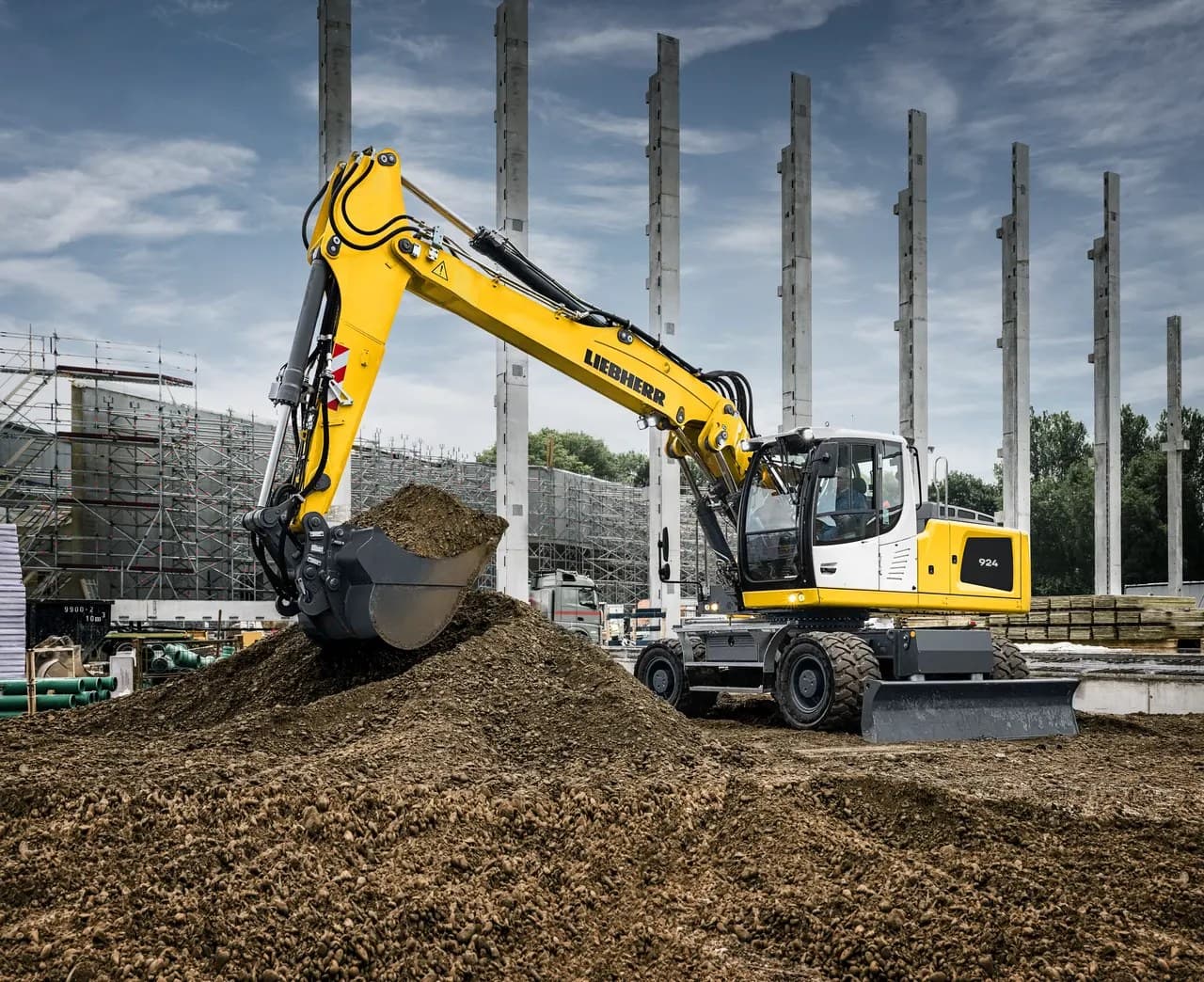 Liebherr A 924 Litronic — Excavadoras de ruedas