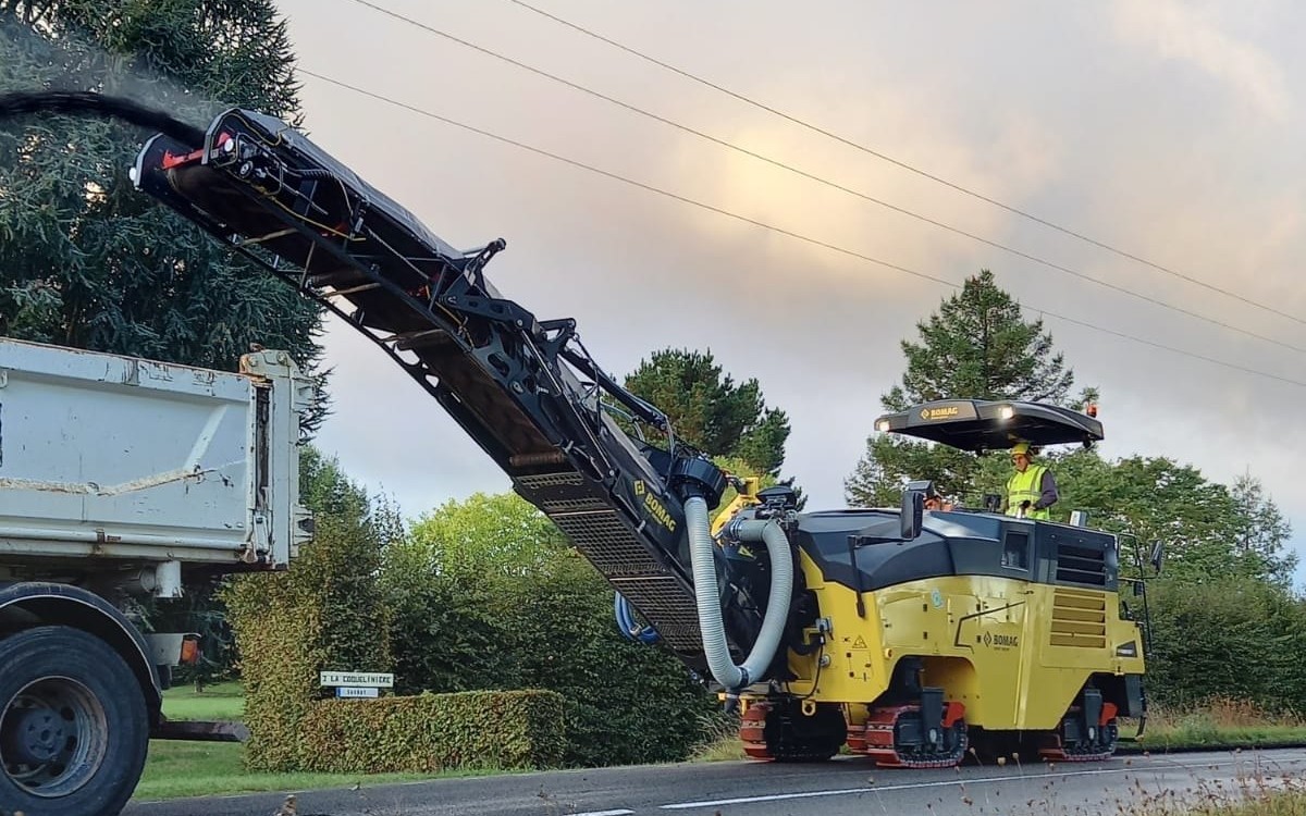 BOMAG BM 1000/35-2 — Fresadoras de asfalto