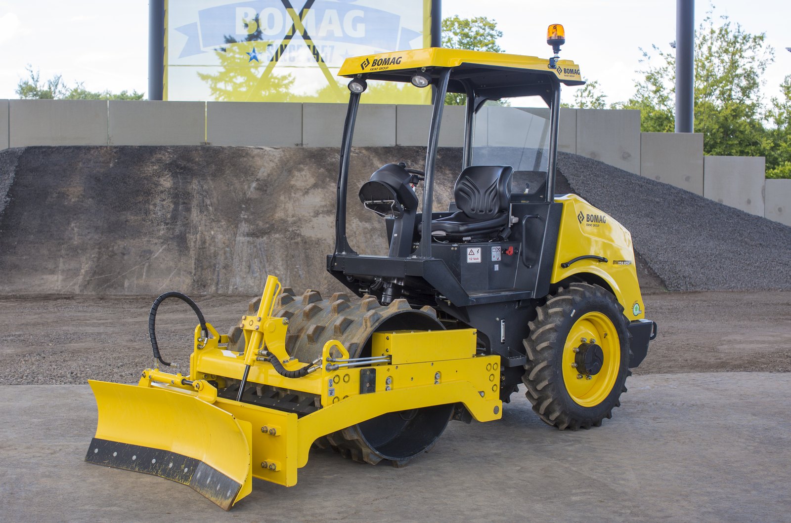 BOMAG BW 124 DH-5 — Rodillos vibratorios