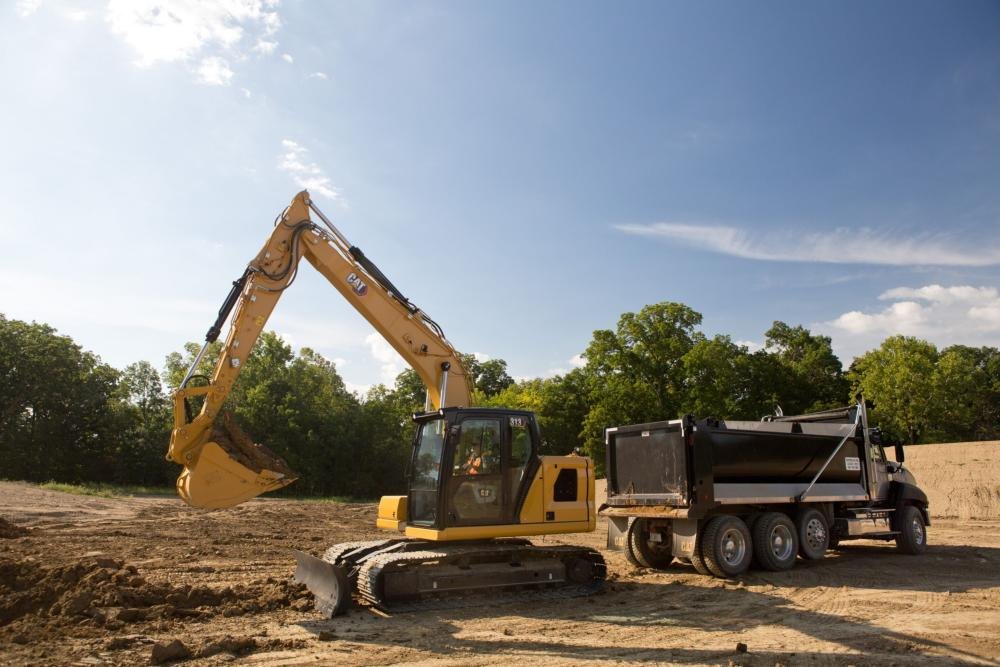 Caterpillar 313 — Excavadoras medianas