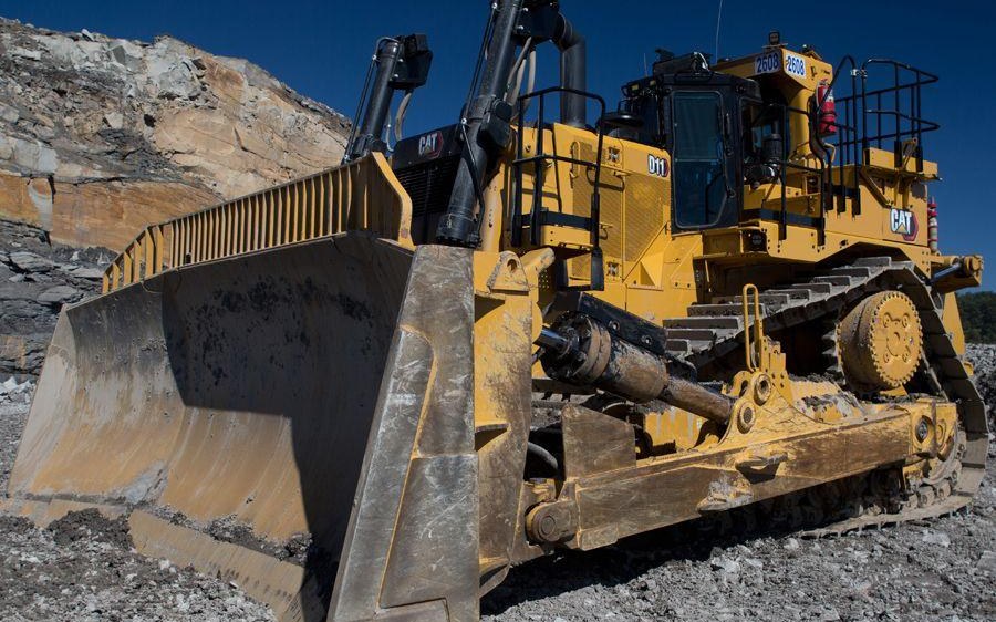 Caterpillar D11 — Bulldozers