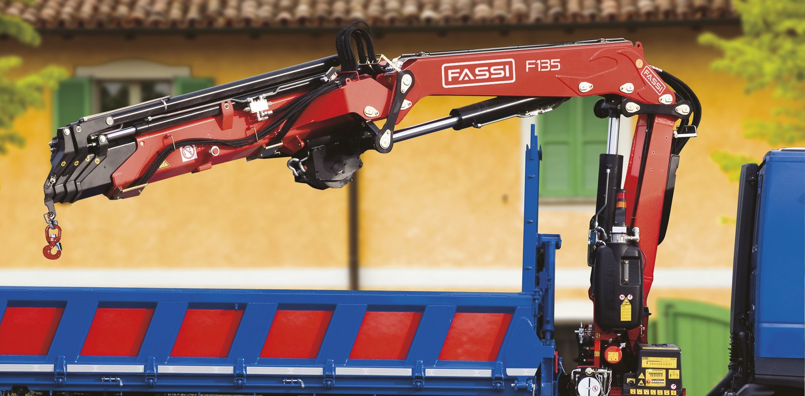 Fassi F135A e-dynamic — Grúas autocargantes