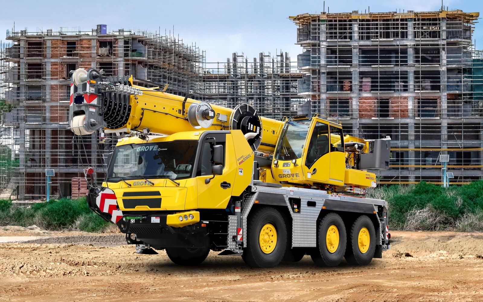 Grove GMK3060L-1 — Grúas móviles