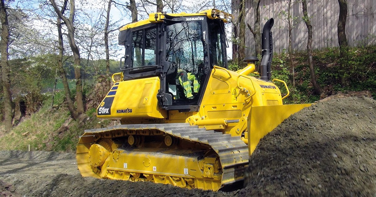 Komatsu D51EX-24 — Bulldozers