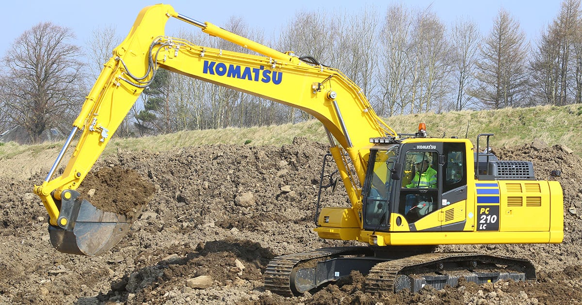 Komatsu PC210LC-11 — Excavadoras medianas