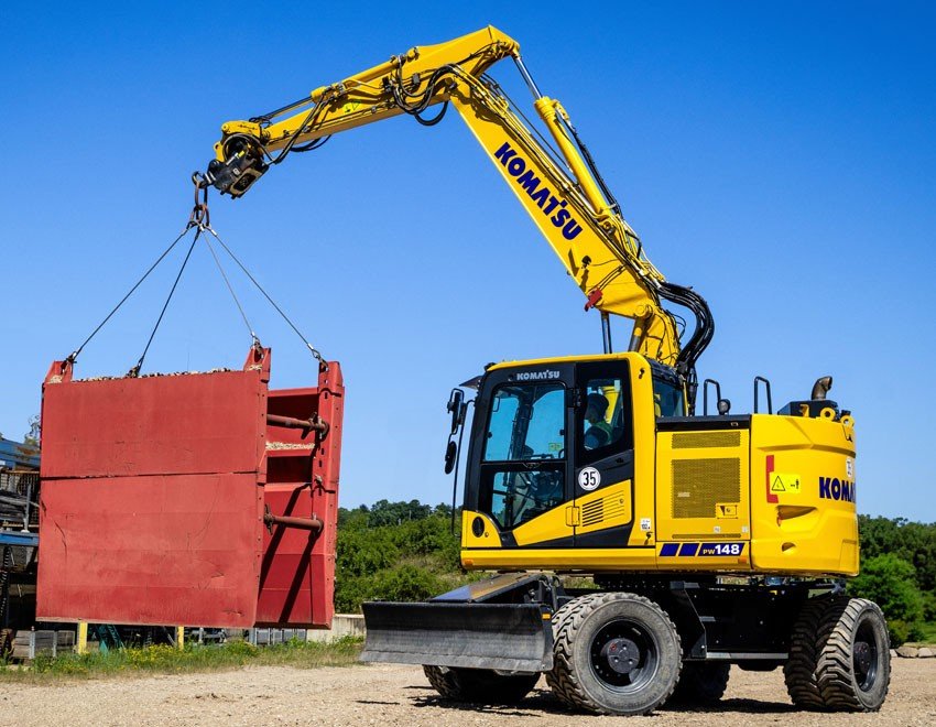 Komatsu PW148-11 — Excavadoras de ruedas