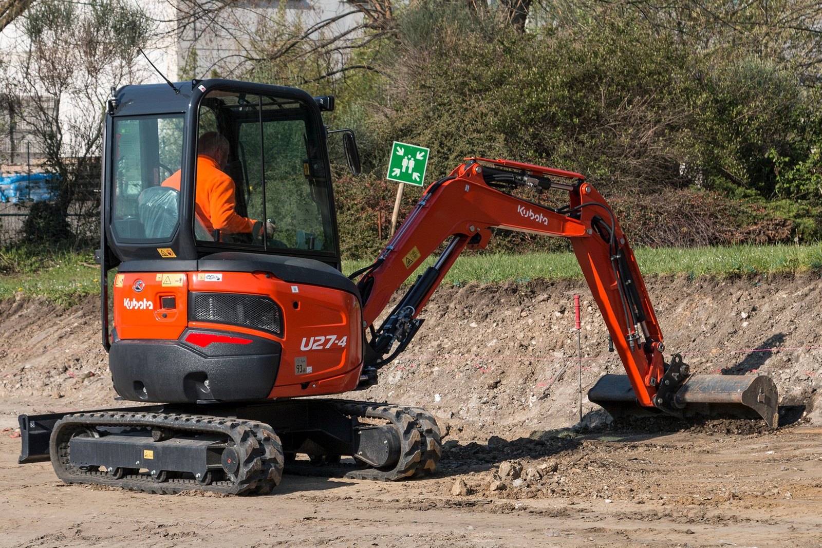 Kubota U27-4 — Miniexcavadoras