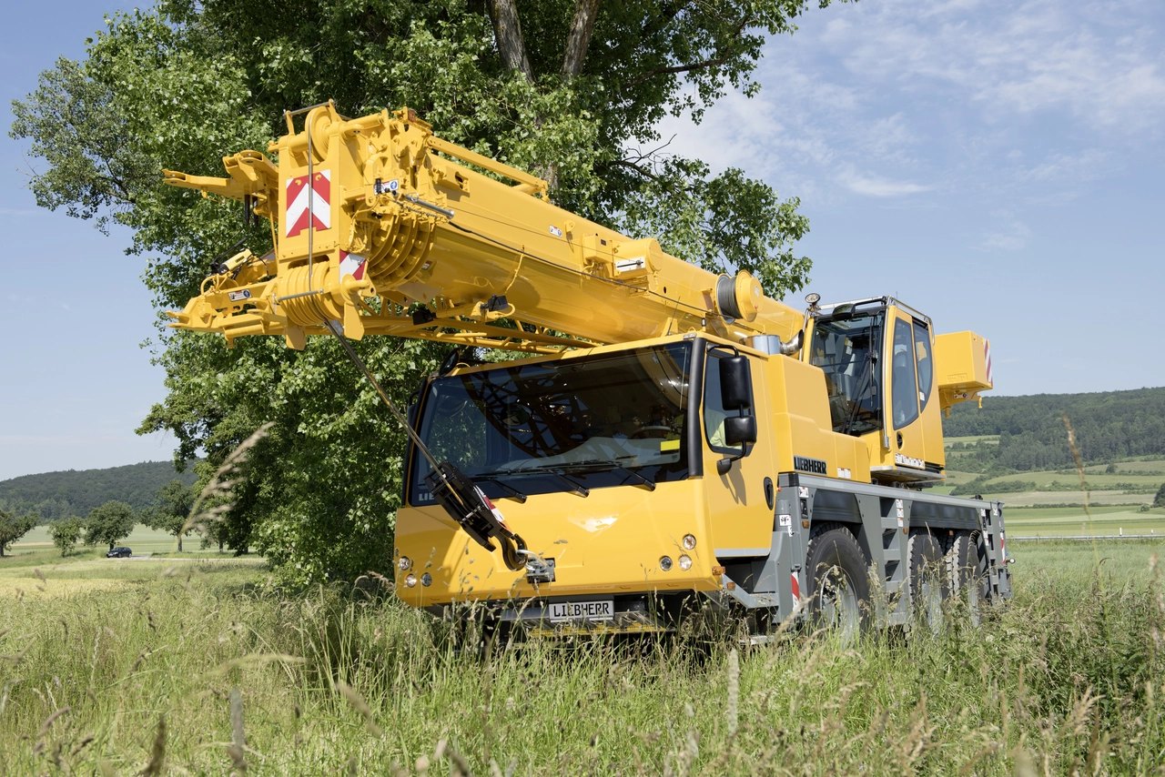 Liebherr LTM 1050-3.1 — Grúas móviles