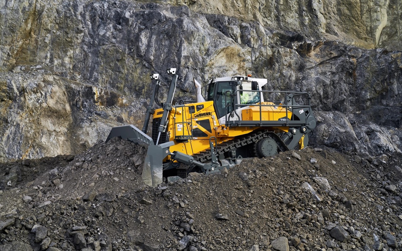 Liebherr PR 766 — Bulldozers