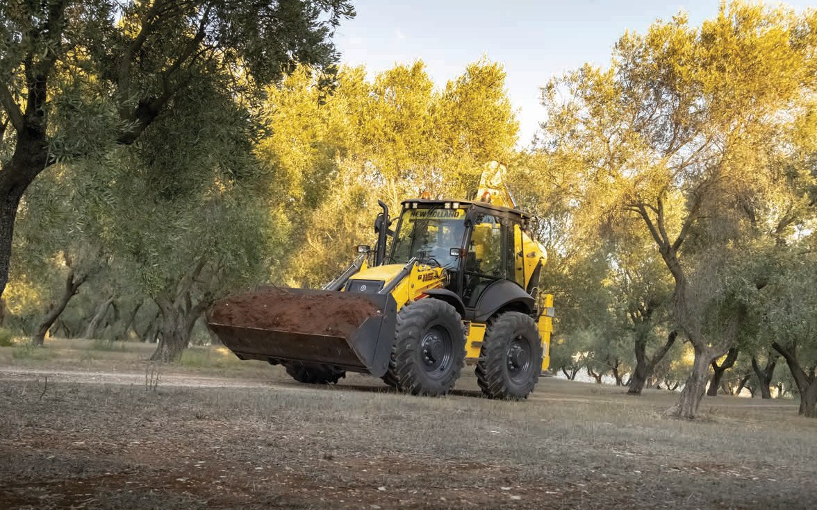 New Holland B115D — Retroexcavadoras mixtas