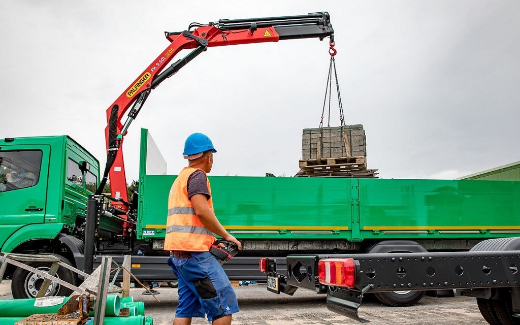 Palfinger PK 9.501 SLD 5 — Grúas autocargantes