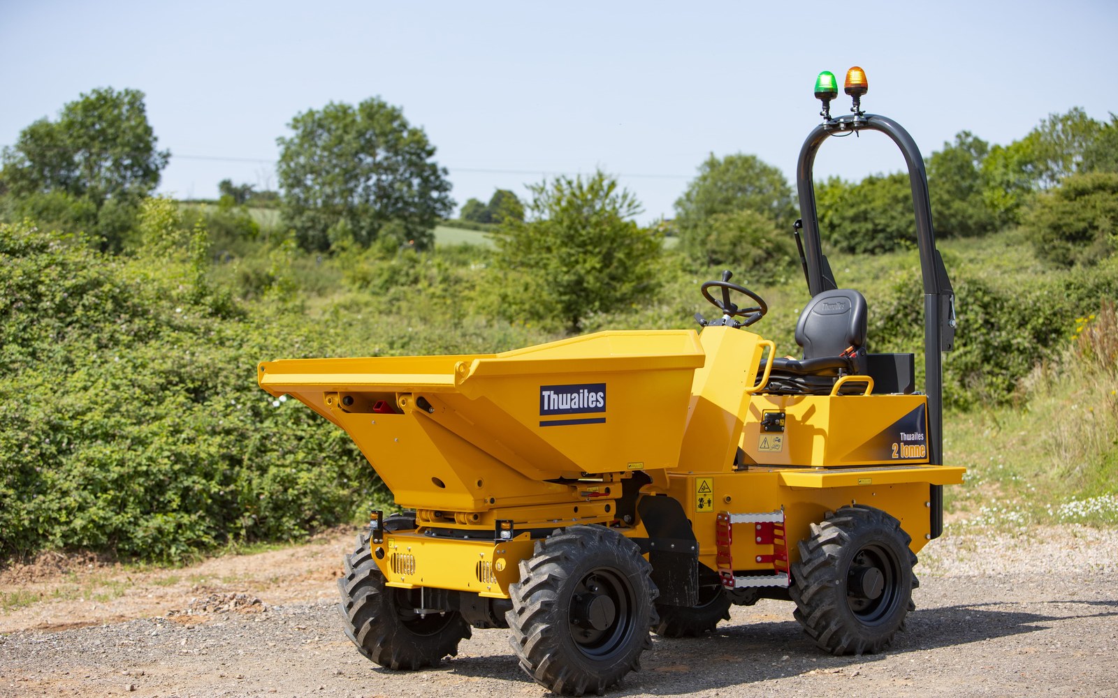 Thwaites 2 Tonne Hi-Swivel — Dumpers