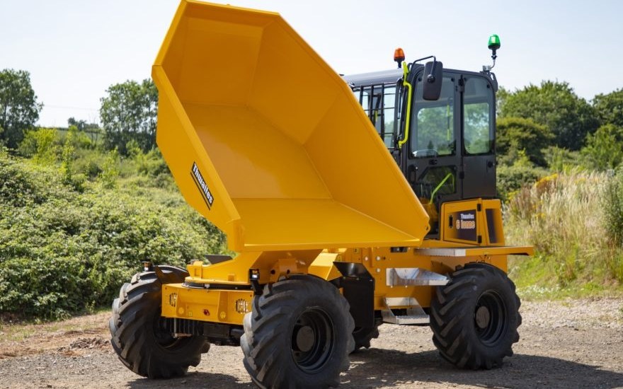 Thwaites 6 Tonne Power Swivel con cabina — Dumpers