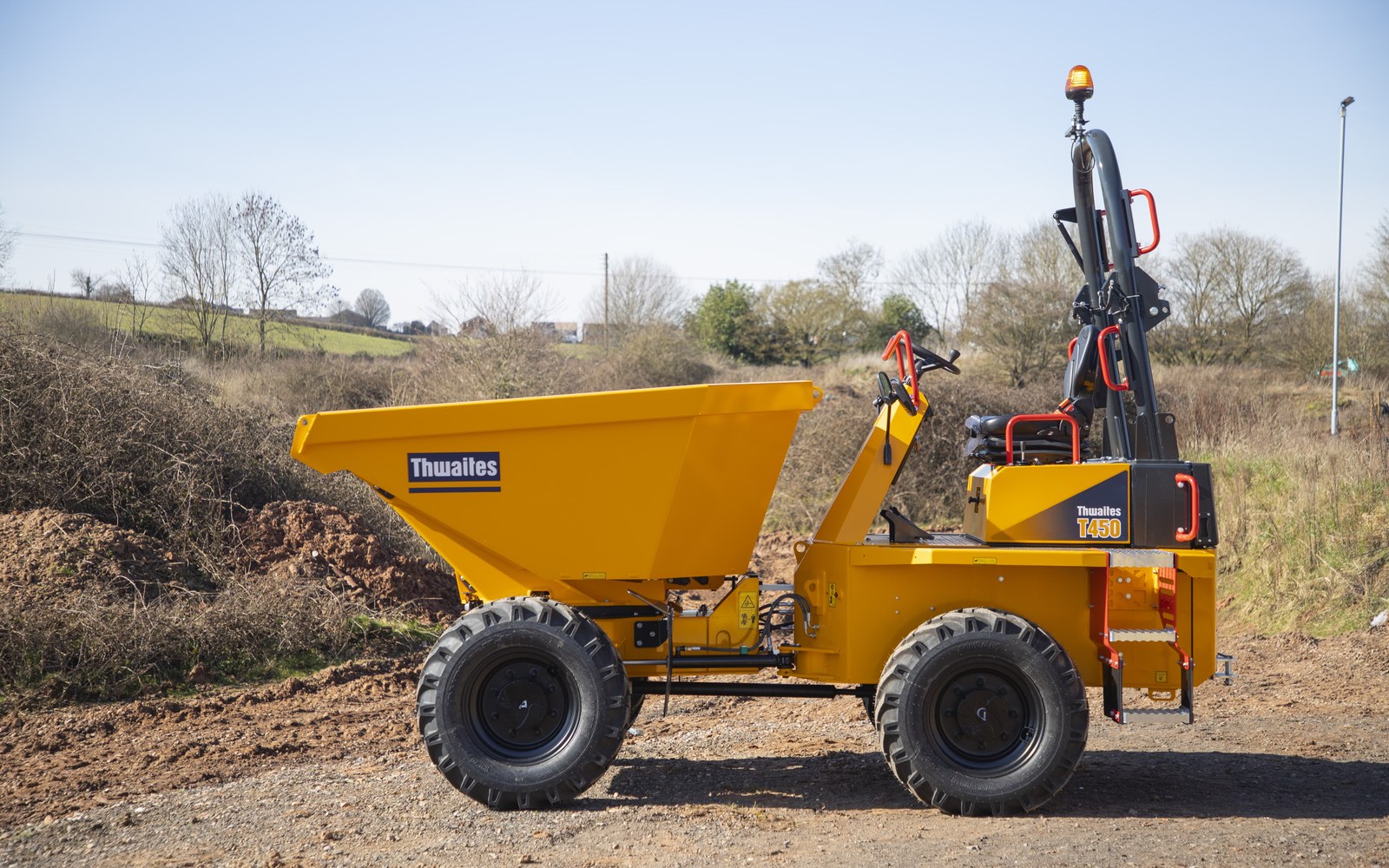 Thwaites T450 Power Swivel — Dumpers