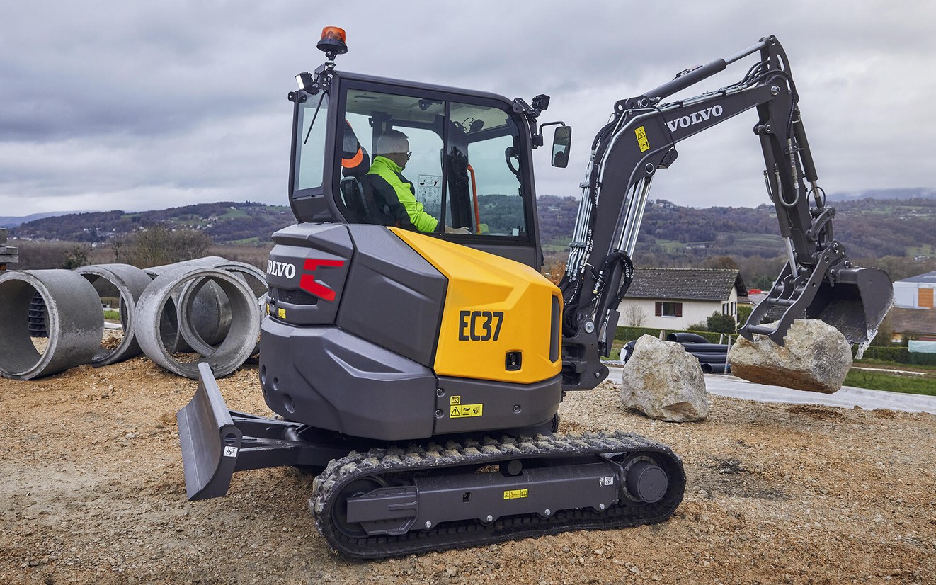 Volvo EC37 — Miniexcavadoras